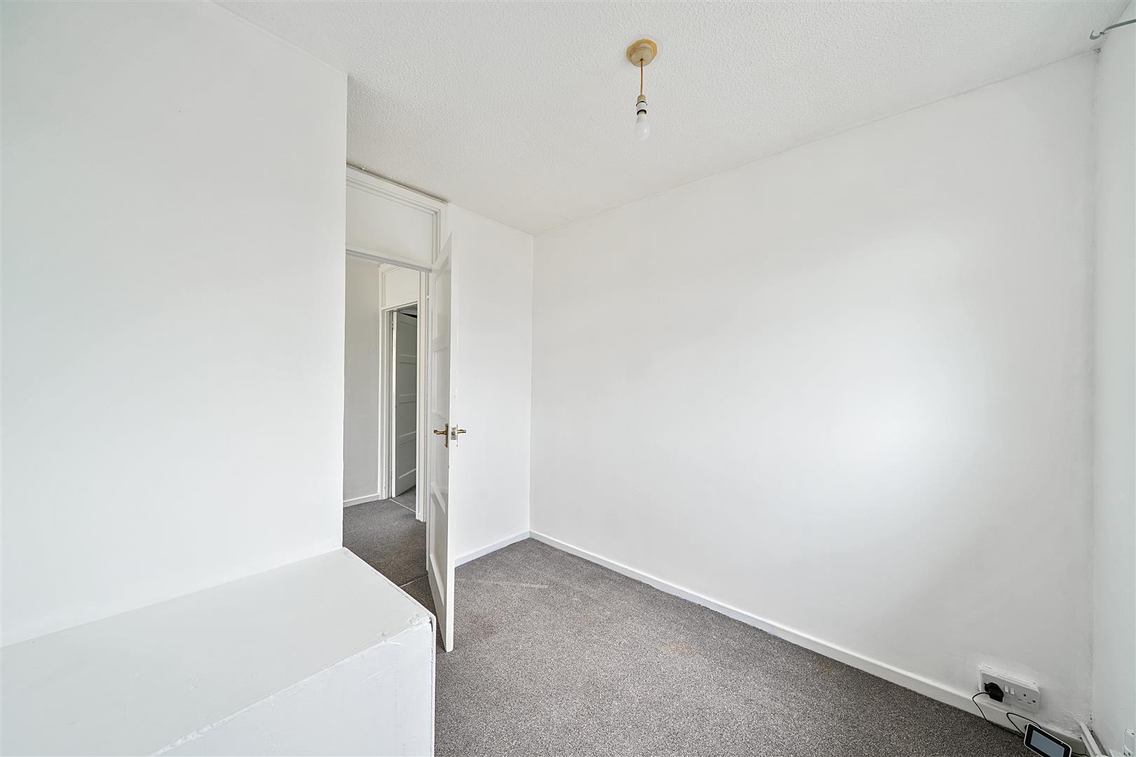 Gendros Avenue East, Gendros, Swansea, SA5 8DE